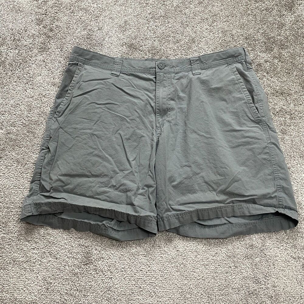 Columbia Chino Shorts Mens 36x7.5 Gray Cotton Flat Front Active Outdoor Fishing